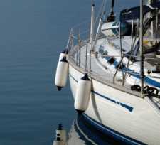 yacht surveyor qualifications